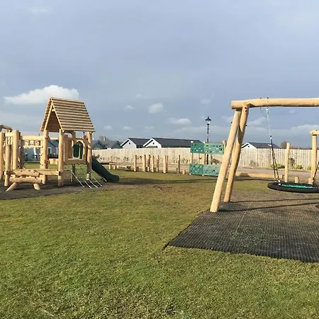Sea Air At The Bay Filey - 2 Bedrooms/2 Bathrooms * Reighton
